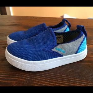 Native kids size is 9